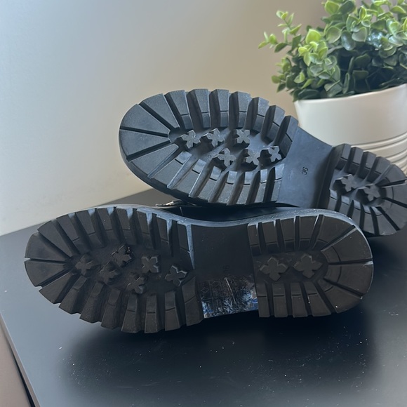 H&M Chunky Heeled Loafers - Picture 8 of 11